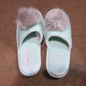 Victoria Secret Pom Pom Slippers L Mint Green
